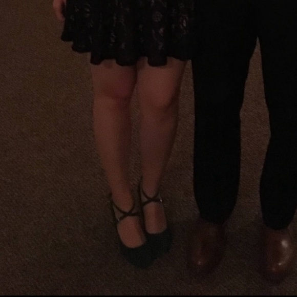 Nine West Hannley Mary Jane Strappy Pump size 8 double strap 3.3” green - Picture 8 of 8